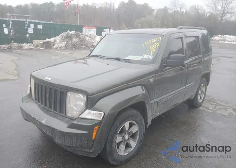 2008 Jeep Liberty Sport z USA, uszkodzony, nr VIN 1J8GN28K08W192961
